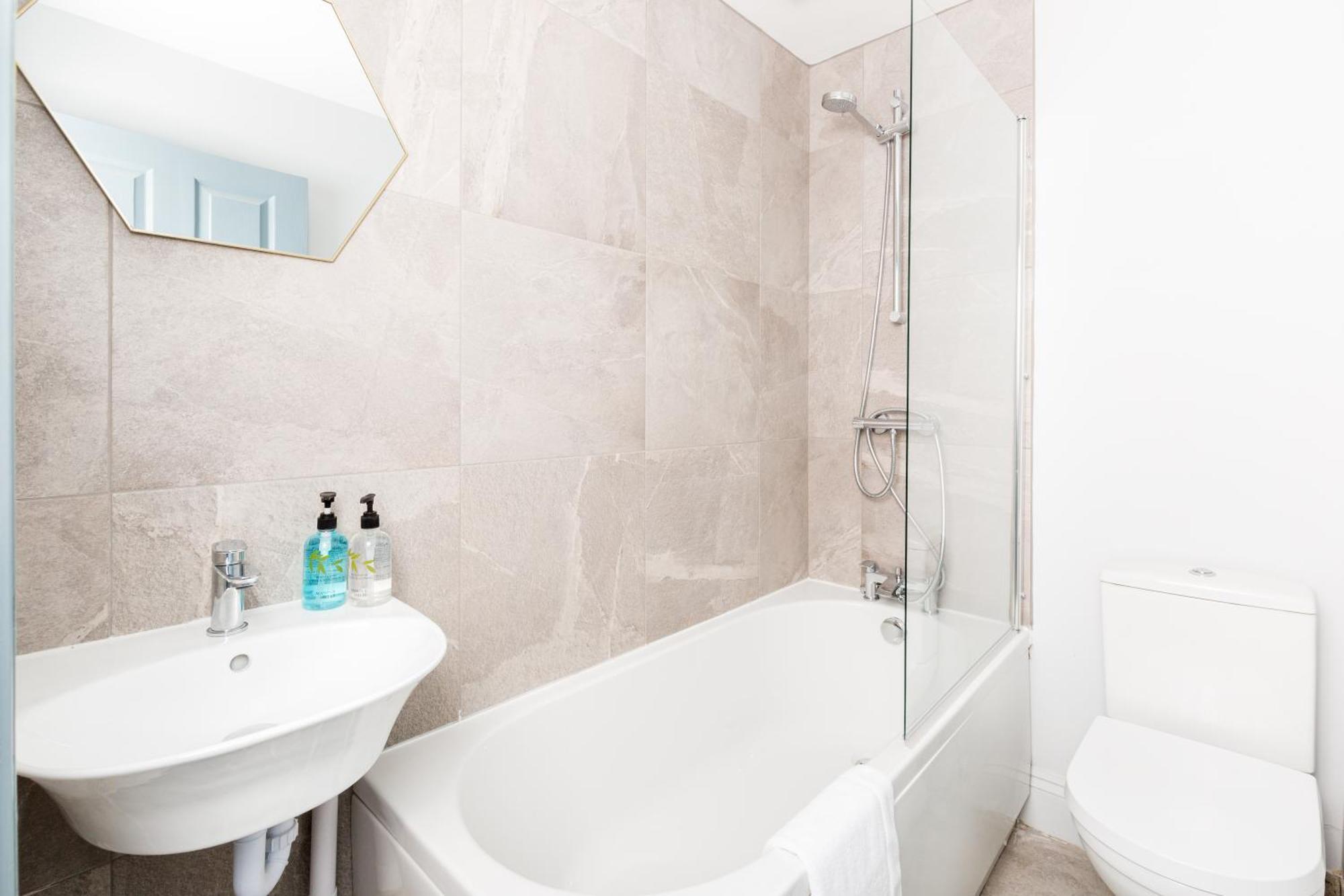 Duplex Loft Apartment With Balcony & Private Entrance In Jq Μπέρμιγχαμ Εξωτερικό φωτογραφία